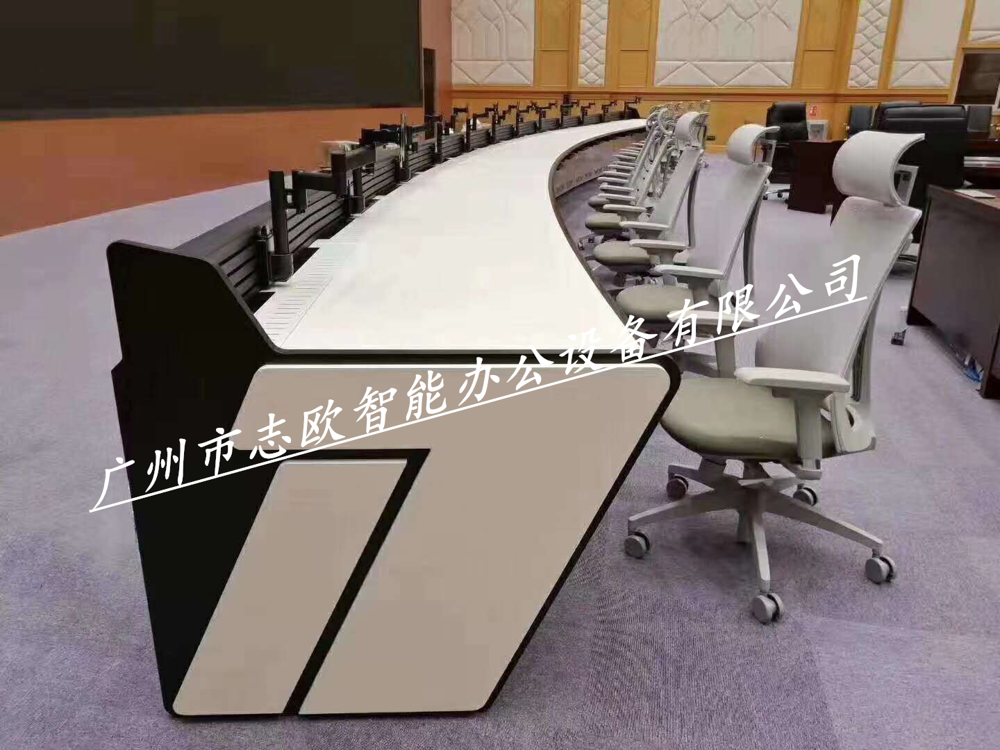 鋼木結(jié)構(gòu)控制臺 （定制直形）